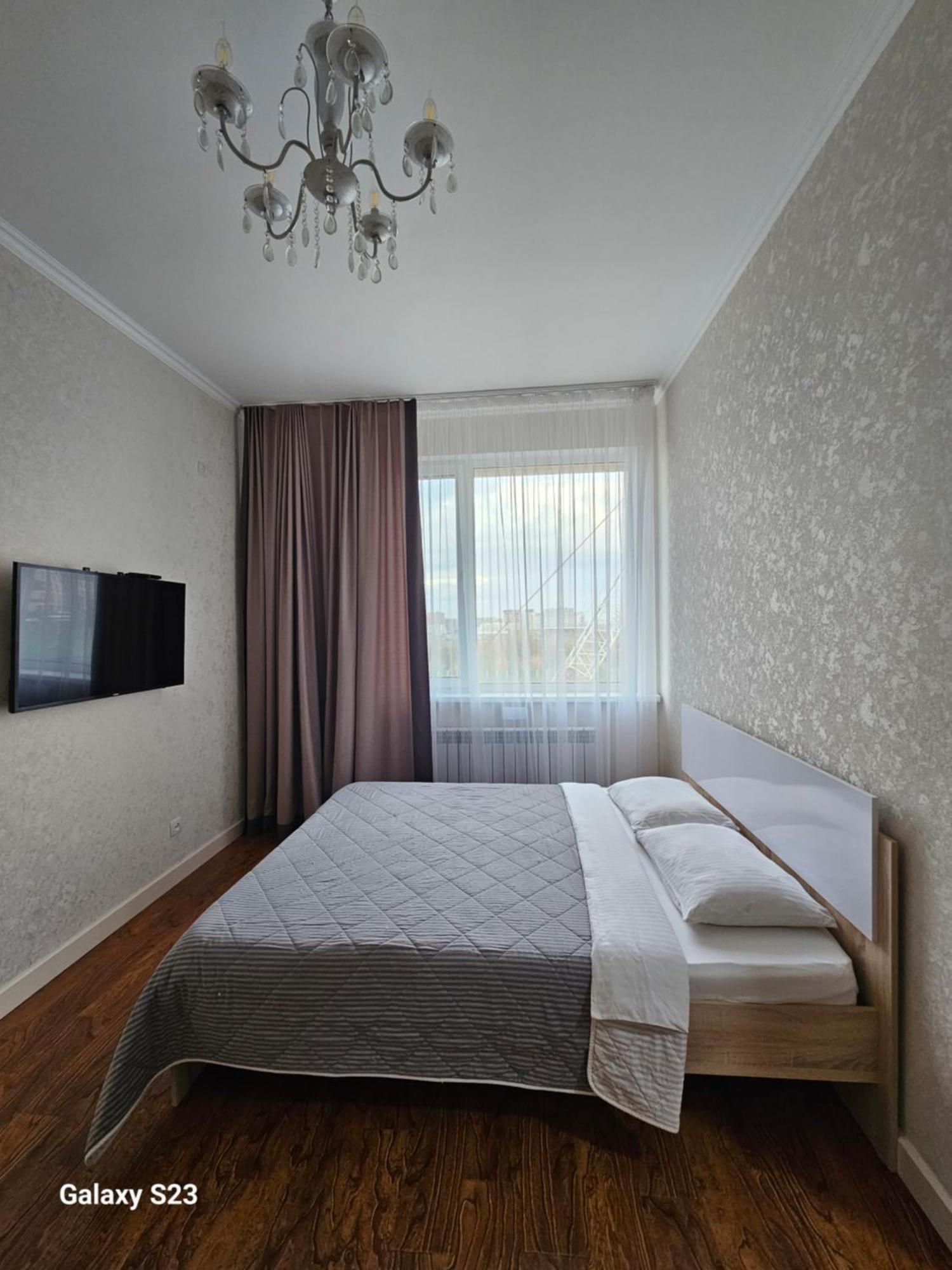 Ernaz Plus Apartments-Expo-Boulevard-6 Astana Eksteriør billede